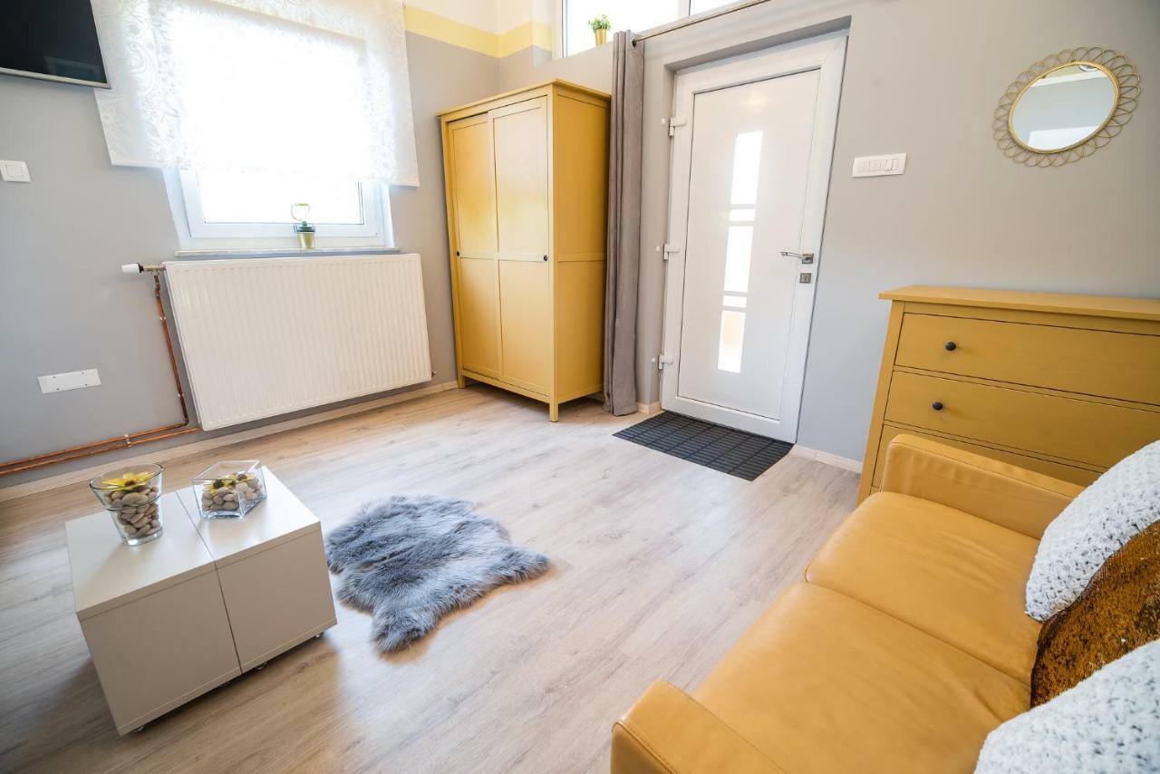 Apartments Stankovo Krška Vas Εξωτερικό φωτογραφία